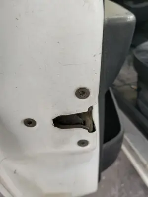 Foto de CERRADURA PUERTA DELANTERA IZQUIERDA CITROEN BERLINGO
