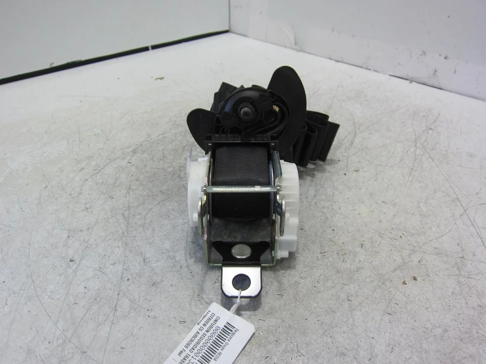 Foto de CINTURON SEGURIDAD TRASERO CENTRAL CITROEN C5 AIRCROSS 1.2 12V e-THP / PureTech (131 CV / 96 KW) referencia 34198419B