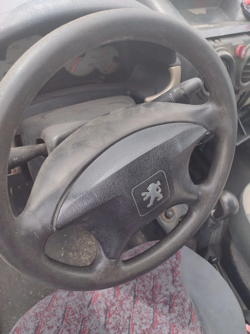 Foto de ANILLO AIRBAG PEUGEOT PARTNER (S2) 1.9 Diesel (69 CV / 51 KW)