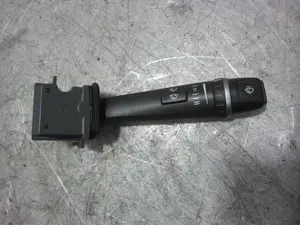 Foto de MANDO LIMPIA VOLVO S60 BERLINA 2.4 Diesel CAT (163 CV / 120 KW) referencia 30739295 foto 2