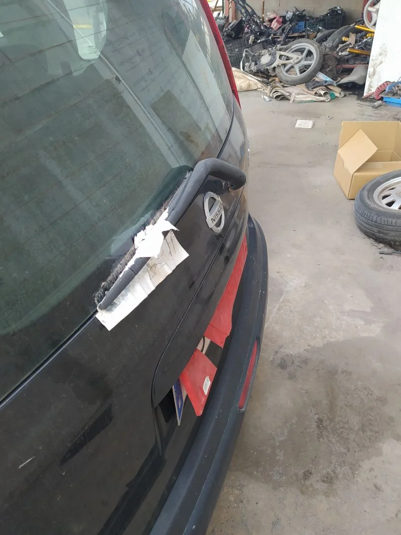 Foto de MOTOR LIMPIA TRASERO NISSAN NOTE (E11E) 1.4 CAT (88 CV / 65 KW)