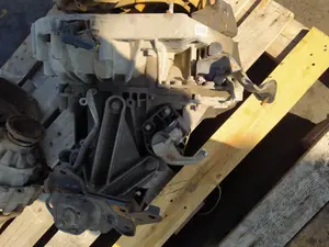 Foto de CAJA CAMBIOS RENAULT MEGANE II BERLINA 5P referencia JR5106