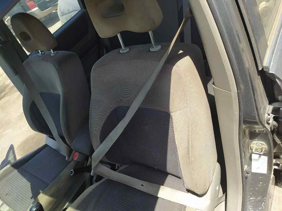 Foto de CINTURON SEGURIDAD DELANTERO IZQUIERDO NISSAN X-TRAIL (T30) 2.2 16V Turbodiesel CAT (114 CV / 84 KW) referencia 868858H705