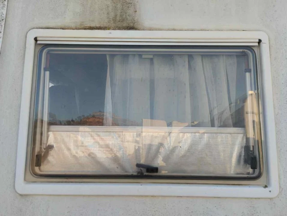 Foto de LUNA TRASERA DERECHA FIAT DUCATO II CAMIÓN 2.8 JTD (146 CV / 107 KW) referencia D2307