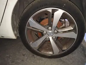 Foto de LLANTA PEUGEOT 308