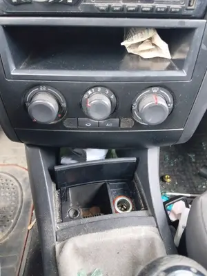 Foto de MANDO CALEFACCION / AIRE ACONDICIONADO SEAT CORDOBA BERLINA (6L2) 1.9 SDI (64 CV / 47 KW) referencia 6L0820045  FKZ