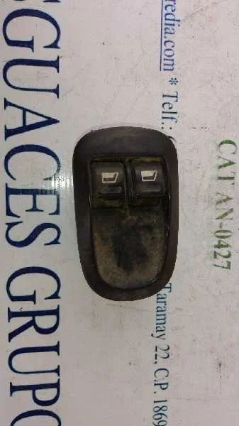 Foto de MANDO ELEVALUNAS DELANTERO IZQUIERDO PEUGEOT 206