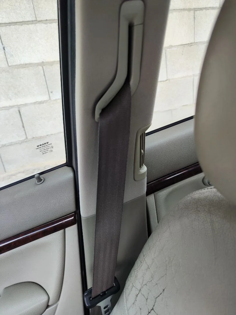 Foto de CINTURON SEGURIDAD DELANTERO DERECHO VOLVO S80 BERLINA 2.4 Diesel (131 CV / 96 KW)