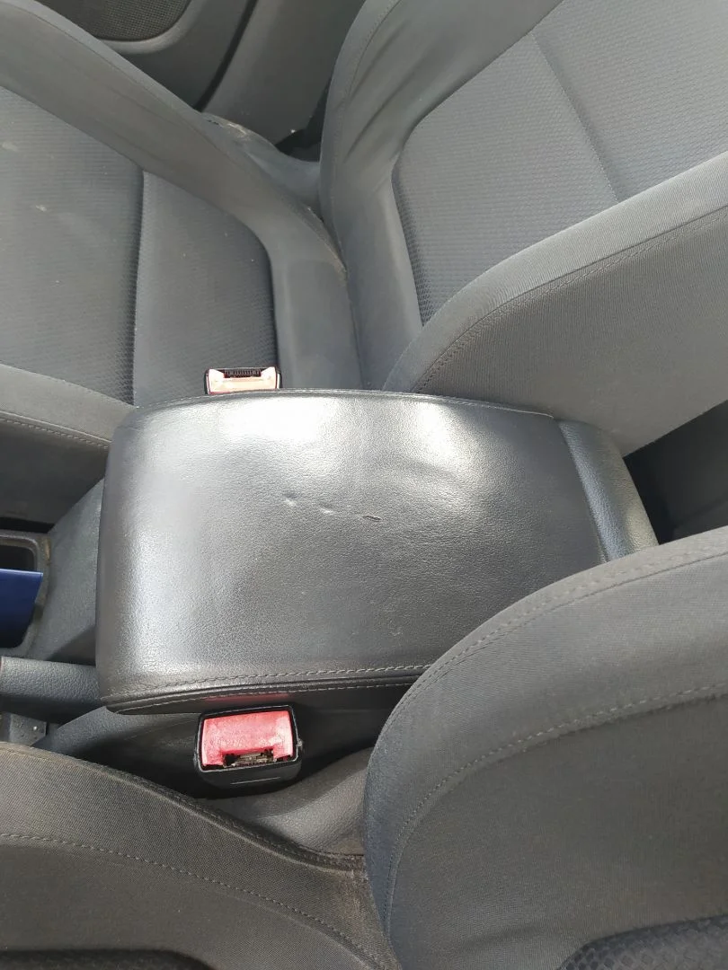 Foto de ENGANCHE CINTURON DELANTERO DERECHO VOLKSWAGEN GOLF PLUS V (5M1) 1.9 TDI (105 CV / 77 KW)