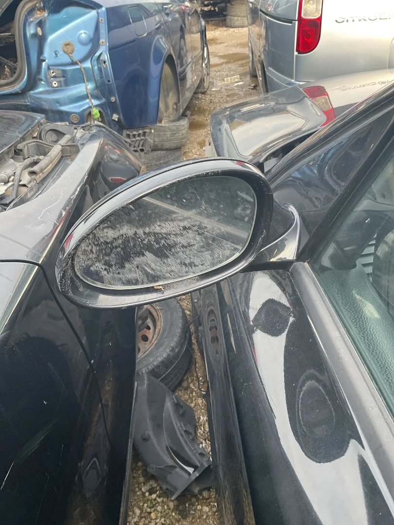 Foto de RETROVISOR IZQUIERDO BMW SERIE 1 BERLINA (E81/E87) 2.0 Turbodiesel CAT (143 CV / 105 KW)