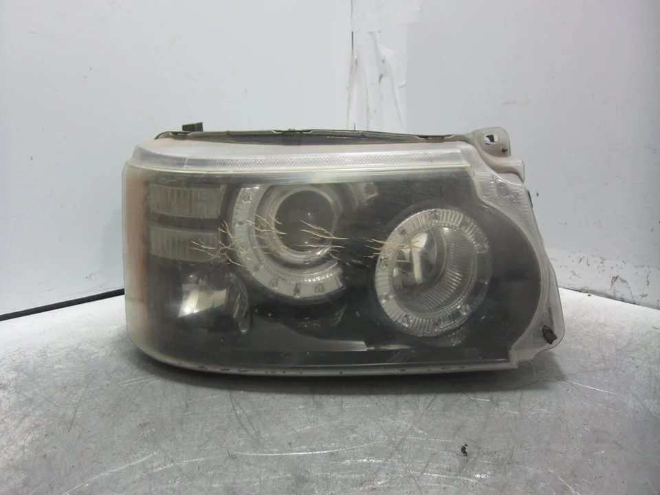 Foto de FARO DERECHO LAND ROVER RANGE ROVER SPORT 2.7 Td V6 CAT (190 CV / 140 KW) referencia XBC501723LZN