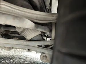 Foto de BIELETA ESTABILIZADORA TRASERA DERECHA AUDI Q7 (4L) 3.0 V6 24V TDI (233 CV / 171 KW)