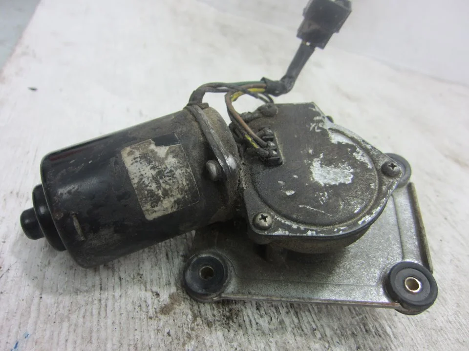 Foto de MOTOR LIMPIA DELANTERO CHEVROLET MATIZ (2004) 0.8 CAT (52 CV / 38 KW) referencia 9614772