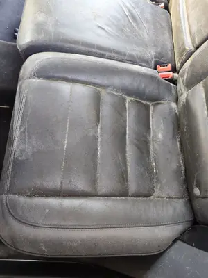 Foto de ASIENTOS TRASERO IZQUIERDO VOLKSWAGEN TOUAREG (7L6) 4.2 V8 32V FSI (350 CV / 257 KW)