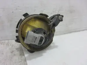 Foto de FARO ANTINIEBLA IZQUIERDO SEAT LEON (1P1) 1.6 TDI (105 CV / 77 KW) referencia A047353 foto 2