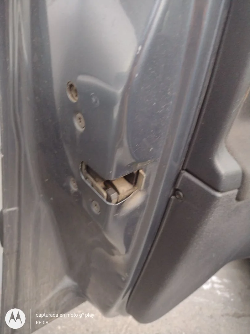 Foto de CERRADURA PUERTA DELANTERA IZQUIERDA CITROEN C3 1.4 HDi (68 CV / 50 KW) referencia 9135N0