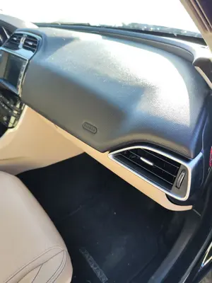 Foto de SALPICADERO JAGUAR XE 2.0 Turbo CAT (200 CV / 147 KW) referencia T2H 21832AAM foto 4