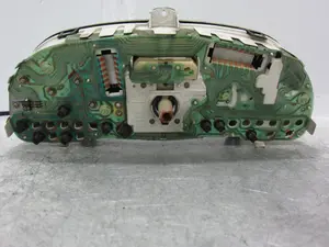 Foto de CUADRO INSTRUMENTOS OPEL ASTRA F BERLINA 1.6 CAT (101 CV / 74 KW) referencia 11176758 foto 2