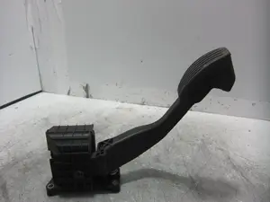 Foto de POTENCIOMETRO PEDAL FIAT 500 (150) BERLINA 1.2 CAT (69 CV / 51 KW) referencia 52097847 foto 3