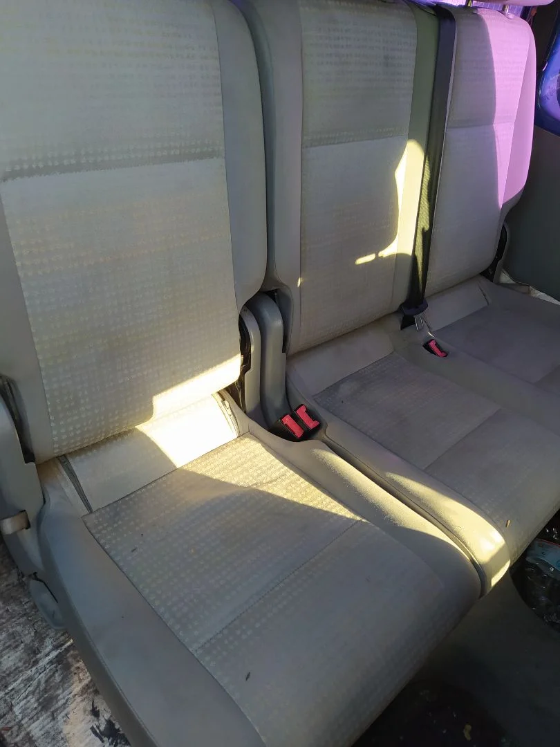 Foto de ASIENTOS TRASERO DERECHO VOLKSWAGEN CADDY (2K)(02.2004) 1.9 TDI (BSU) (75 CV / 55 KW)
