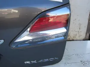 Foto de PILOTO TRASERO DERECHO INTERIOR LEXUS RX (GGL1/GYL1) 3.5 V6 24V CAT (249 CV / 183 KW)