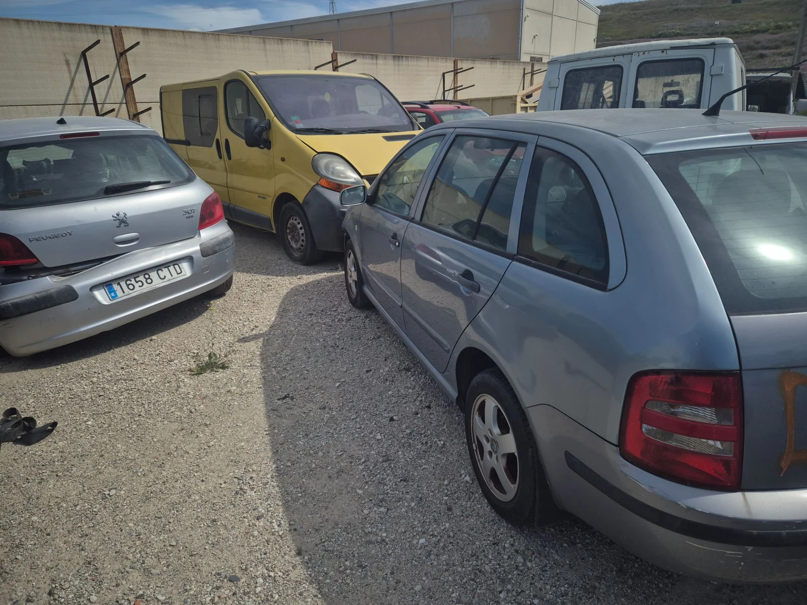 Foto de MANETA EXTERIOR TRASERA IZQUIERDA SKODA FABIA COMBI (6Y5) 1.9 TDI (101 CV / 74 KW) referencia 3B0837205G 01C