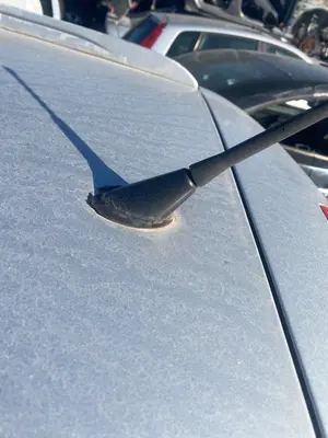 Foto de BASE DE ANTENA OPEL ZAFIRA B 1.9 CDTI (120 CV / 88 KW)