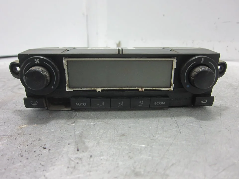 Foto de MANDO CALEFACCION / AIRE ACONDICIONADO SEAT IBIZA (6L1) 1.4 16V (75 CV / 55 KW) referencia 6L0820043B