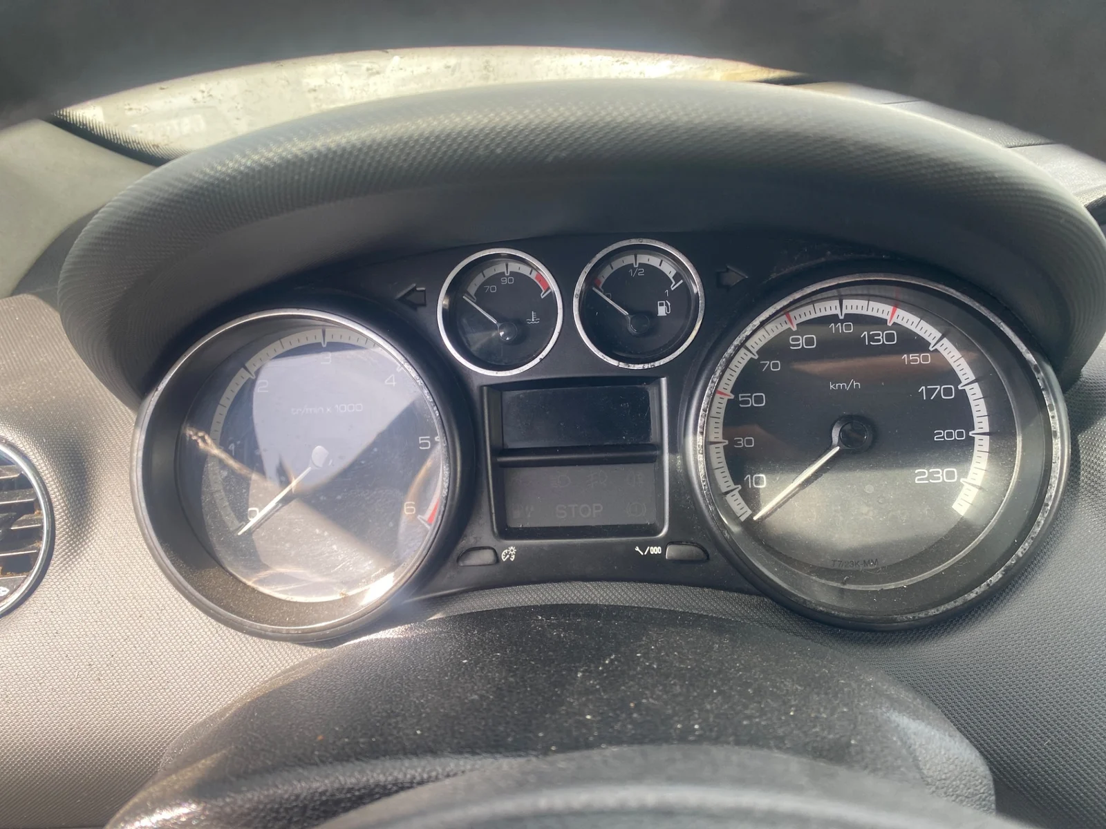 Foto de CUADRO INSTRUMENTOS PEUGEOT 308 1.6 16V HDi (90 CV / 66 KW)