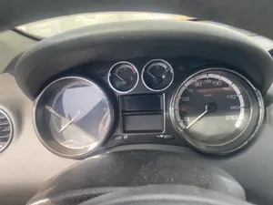 Foto de CUADRO INSTRUMENTOS PEUGEOT 308 1.6 16V HDi (90 CV / 66 KW)