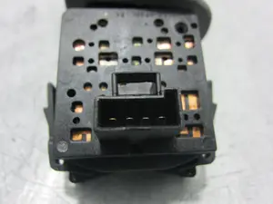 Foto de MANDO LIMPIA OPEL MERIVA 1.4 16V (90 CV / 66 KW) referencia 09185413 foto 5