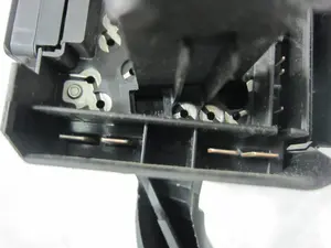 Foto de MANDO MULTIFUNCION SEAT IBIZA (6L1) referencia 6Q0953503AF foto 7
