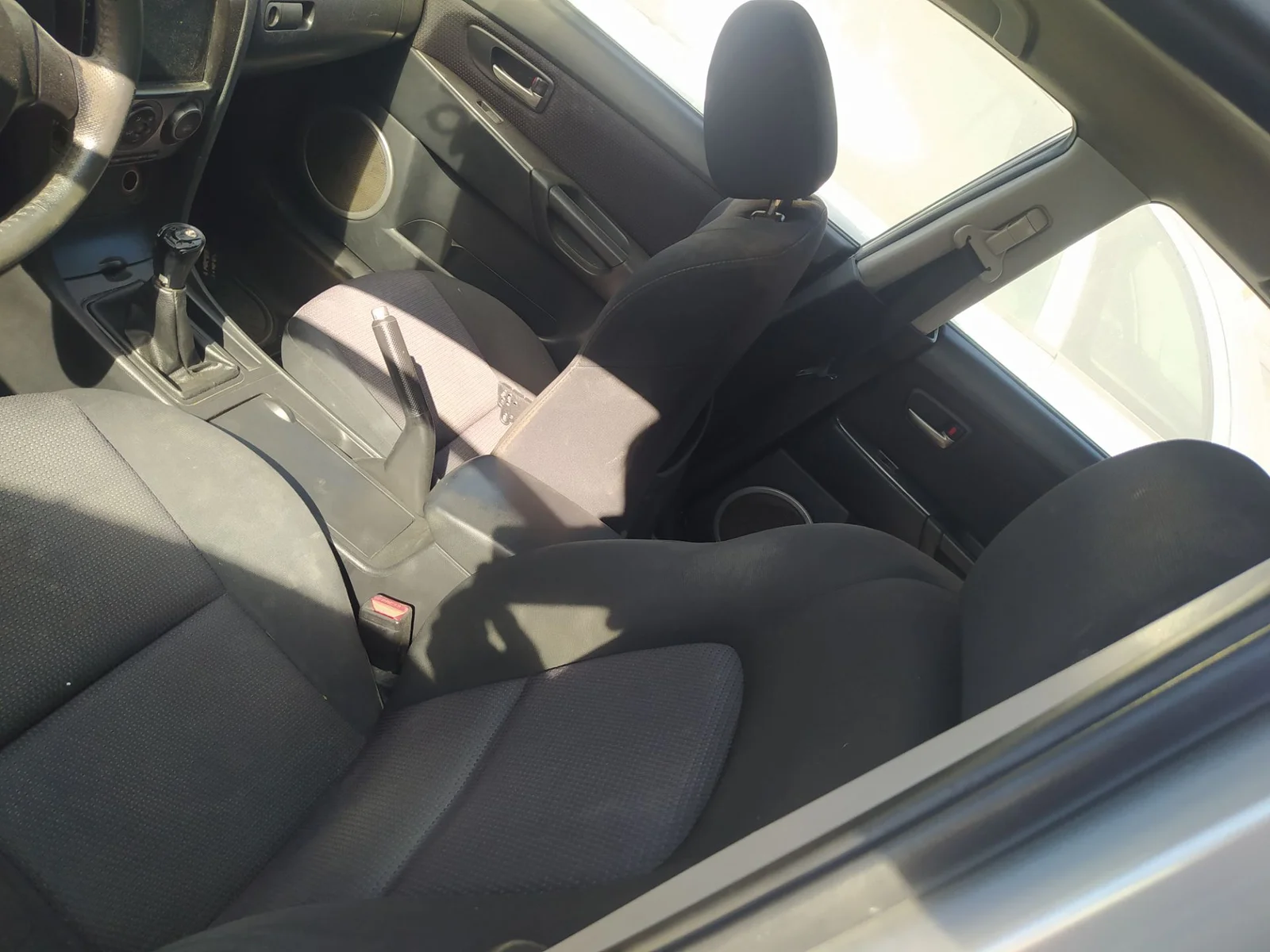 Foto de AIRBAG LATERAL IZQUIERDO MAZDA 3 BERLINA (BK) 1.6 CD Diesel CAT (109 CV / 80 KW) referencia BR5S-57-KB0