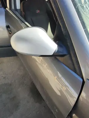 Foto de RETROVISOR DERECHO SEAT IBIZA (6L1) 1.9 TDI (101 CV / 74 KW) foto 3