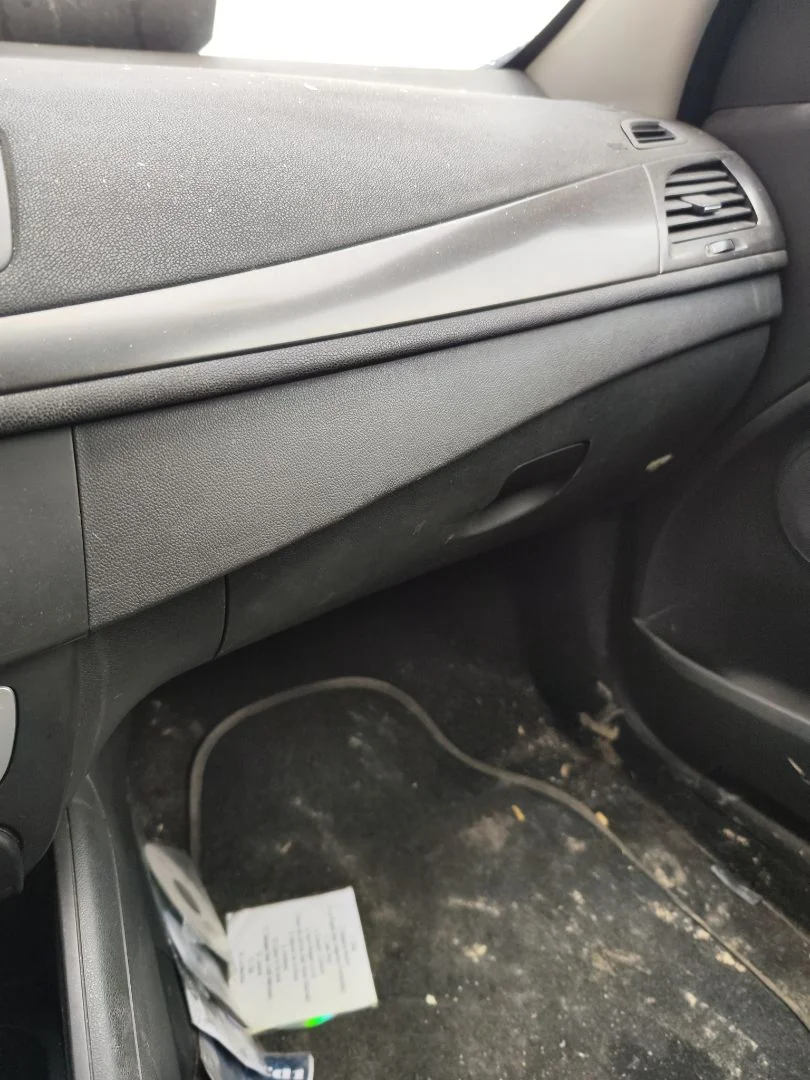 Foto de GUANTERA RENAULT MEGANE III BERLINA 5P 1.5 dCi Diesel FAP (110 CV / 81 KW)