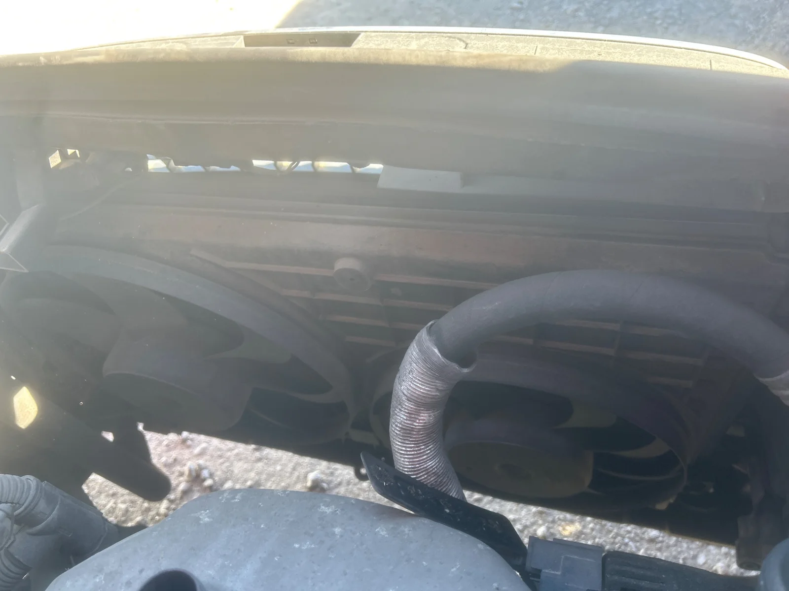 Foto de ELECTROVENTILADOR AUDI A3 SPORTBACK (8PA) 1.6 16V FSI (116 CV / 85 KW) referencia 1K0959455ES