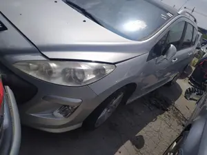 Foto de ALETA DELANTERA IZQUIERDA PEUGEOT 308 SW 2.0 16V HDi FAP CAT (RHR / DW10BTED4) (136 CV / 100 KW) referencia 7840W1