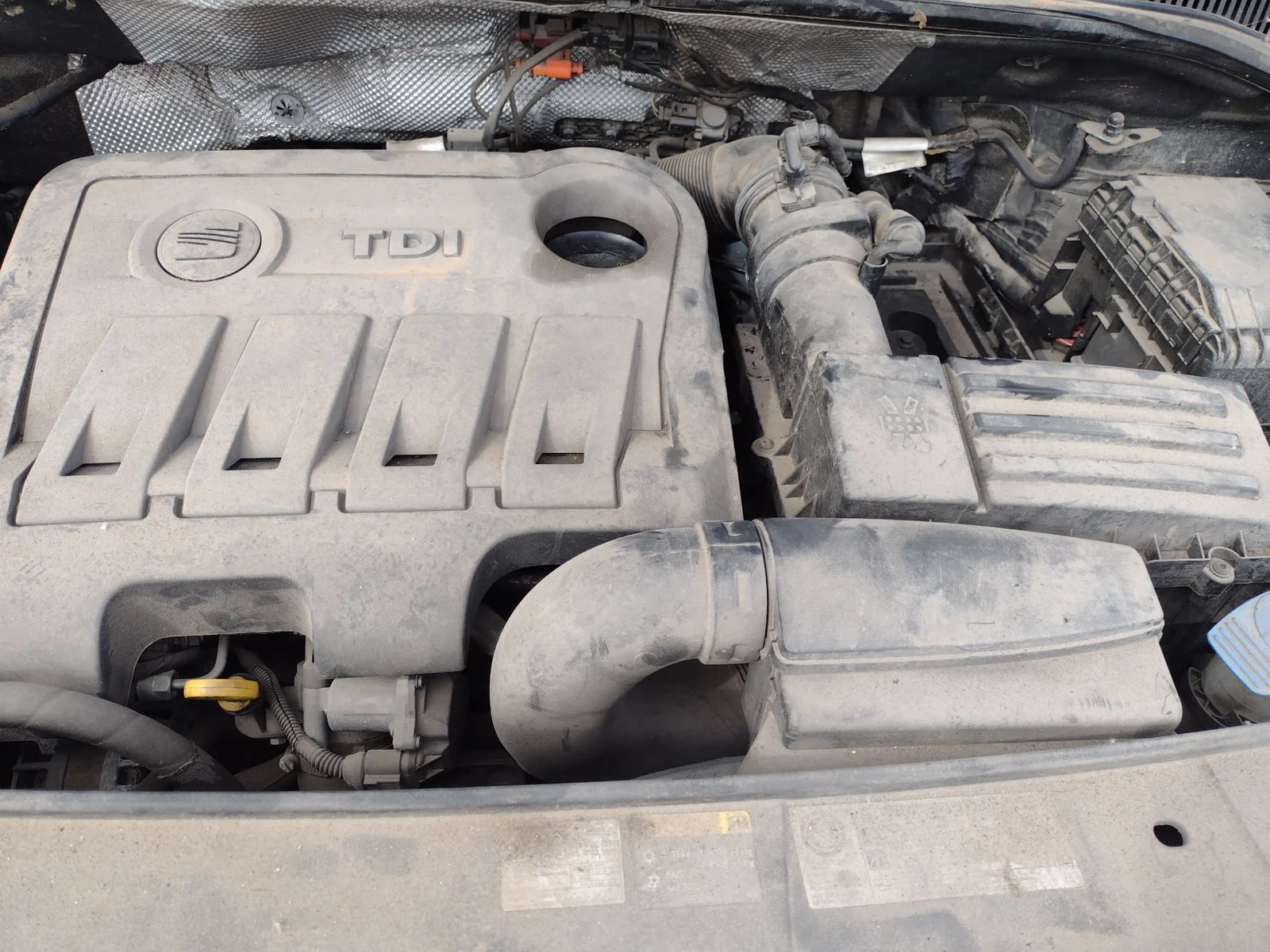 Foto de CENTRALITA MOTOR UCE SEAT ALHAMBRA (710) 2.0 TDI (140 CV / 103 KW)