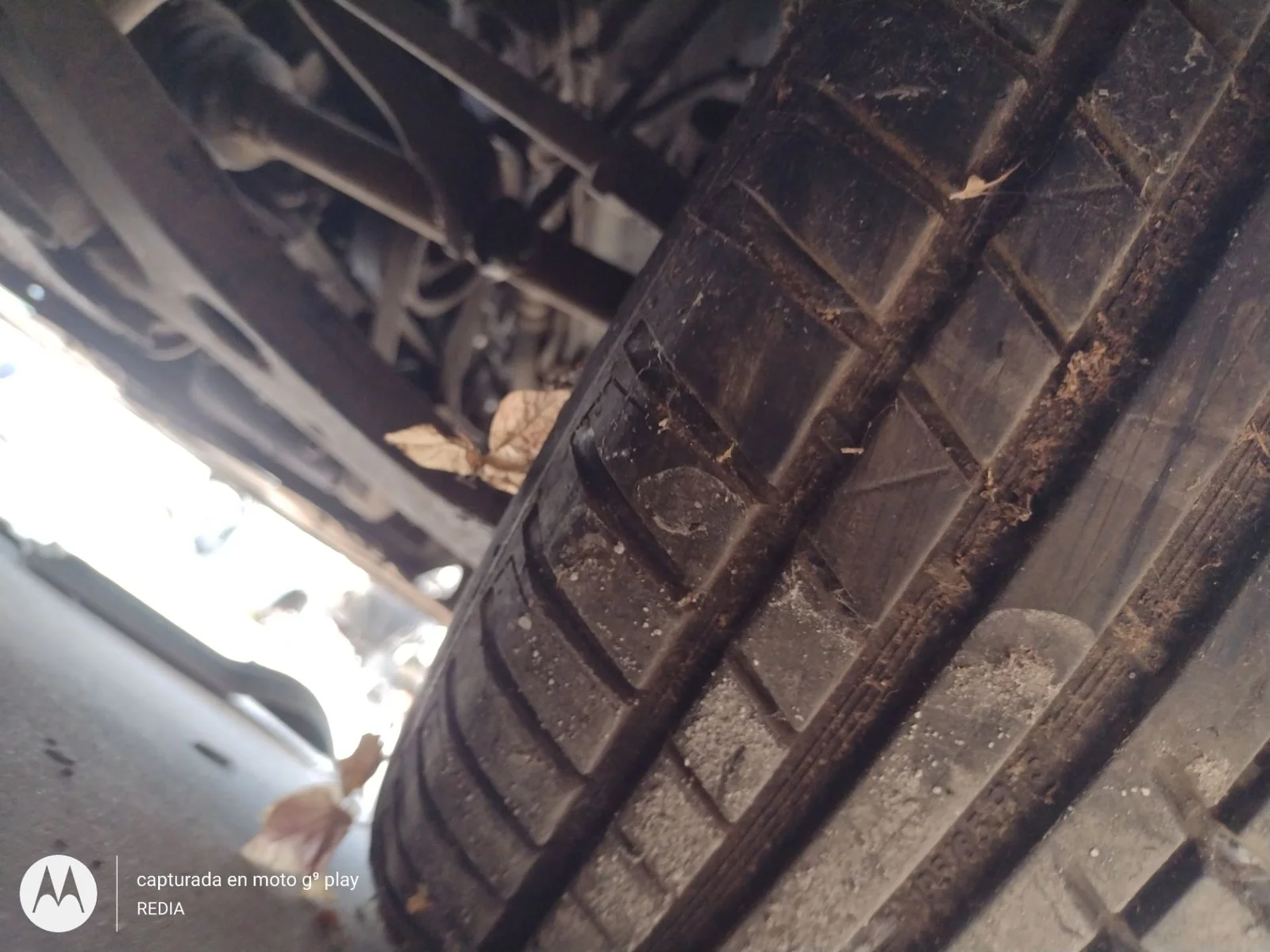 Foto de BRAZO SUSPENSION DELANTERO DERECHO FORD FOCUS SPORTBREAK (CAP) 1.6 16V CAT (101 CV / 74 KW)