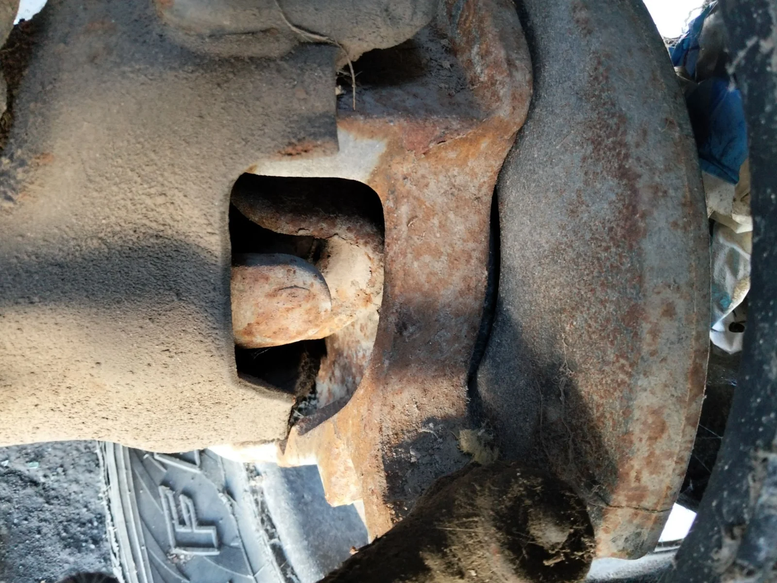 Foto de MANGUETA DELANTERA DERECHA FORD EXPLORER (UN46) 4.0 V6 CAT (156 CV / 115 KW)