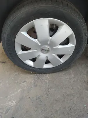 Foto de LLANTA NISSAN NOTE (E11E) 1.4 CAT (88 CV / 65 KW)