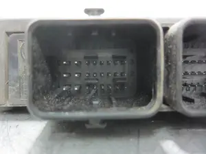 Foto de CENTRALITA MOTOR UCE CITROEN SAXO 1.4 (75 CV / 55 KW) referencia 9643134280 foto 3