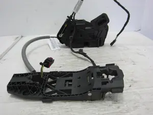 Foto de CERRADURA PUERTA DELANTERA DERECHA VOLKSWAGEN GOLF VII BERLINA (BQ1/BE2) 1.6 TDI (116 CV / 85 KW) referencia 45340180 foto 6