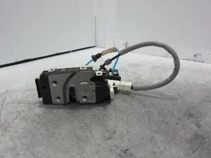 Foto de CERRADURA PUERTA TRASERA DERECHA MERCEDES-BENZ CLASE A (BM 176) referencia A071875 foto 2