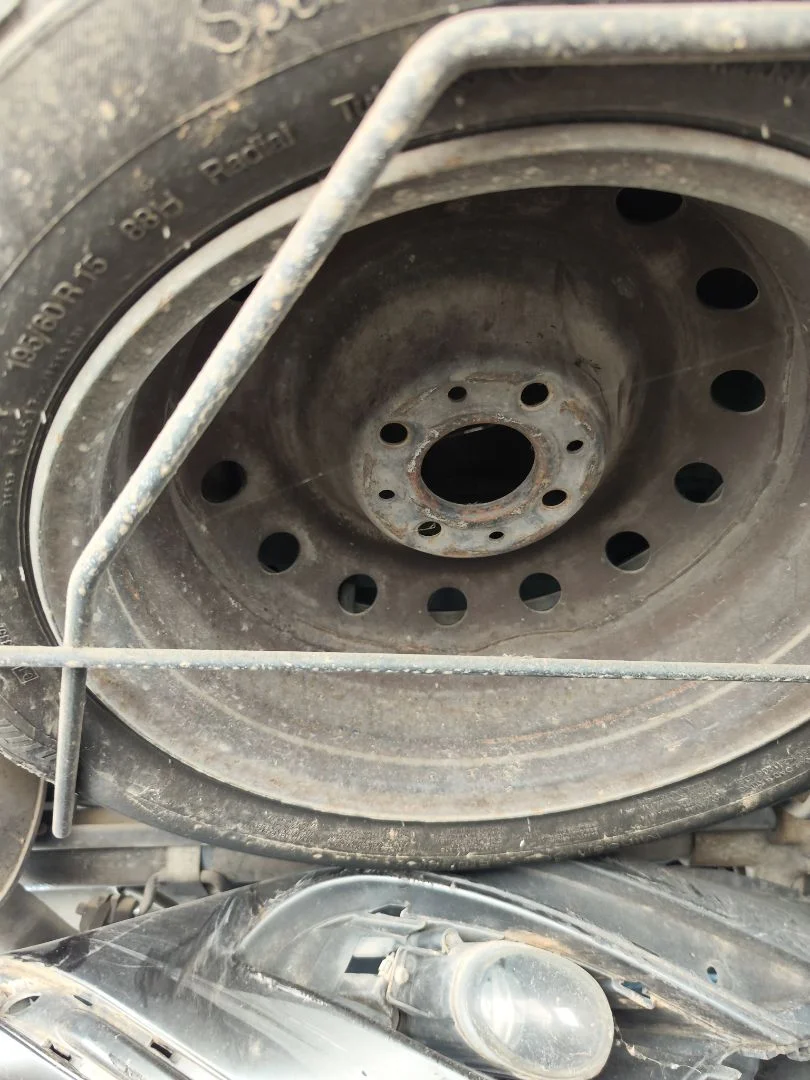 Foto de RUEDA DE REPUESTO CITROEN XSARA PICASSO 1.6 HDi CAT (9HY / DV6TED4) (109 CV / 80 KW)