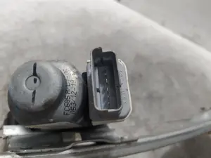 Foto de ELEVALUNAS TRASERO DERECHO CITROEN C4 PICASSO 1.6 HDi FAP (112 CV / 82 KW) referencia 135090221 foto 2