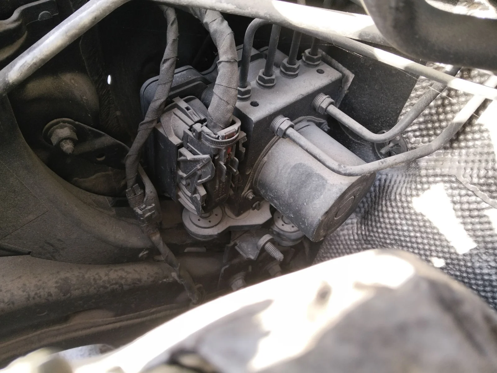 Foto de ABS SEAT ARONA (KJ) 1.6 TDI (116 CV / 85 KW) referencia 2Q0614517AEBEF