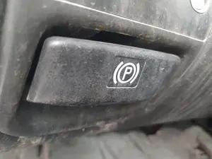 Foto de PALANCA FRENO MERCEDES-BENZ CLK (BM 208) CABRIO 2.0 16V CAT (136 CV / 100 KW)