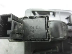 Foto de INTERRUPTOR VOLKSWAGEN TIGUAN (AD1) 2.0 TDI DPF (239 CV / 176 KW) referencia 3G0959831 foto 3