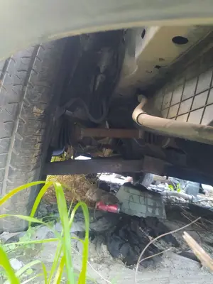 Foto de BRAZO SUSPENSION DELANTERO DERECHO FORD TRANSIT COMBI (TT9) 2.2 TDCi CAT (116 CV / 85 KW)